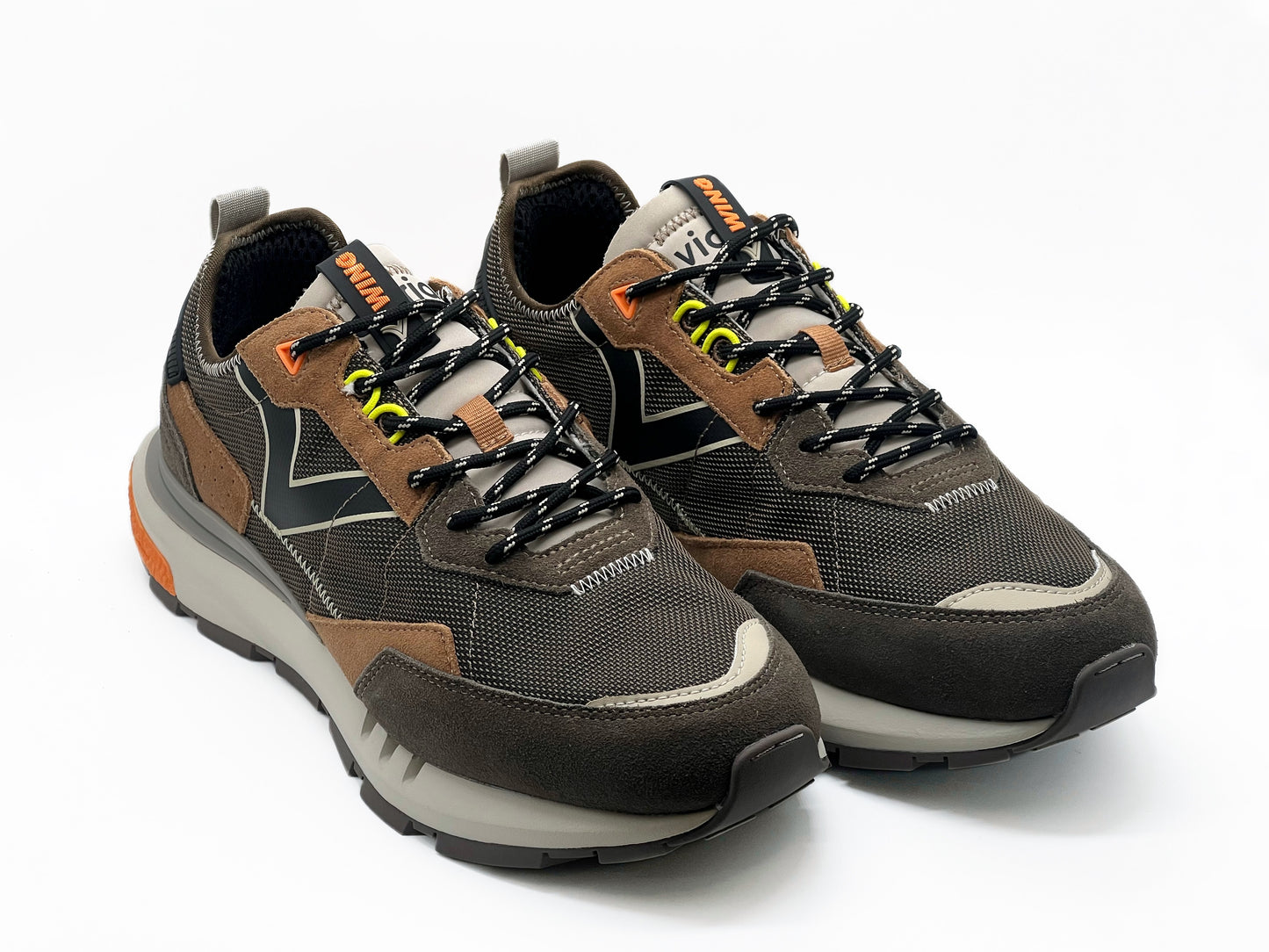 VICTORIA SNEAKER C3805